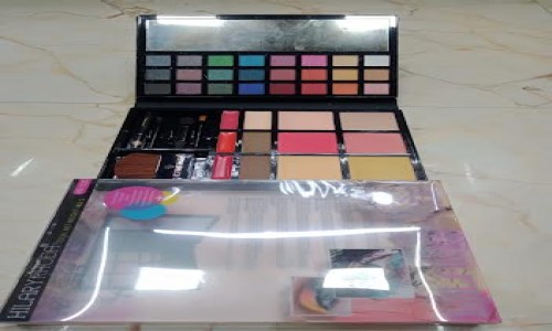 HILARYRHODA Book Make Up Kit HR 1225