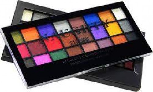 S F R 24 Color Eyeshadow Palette